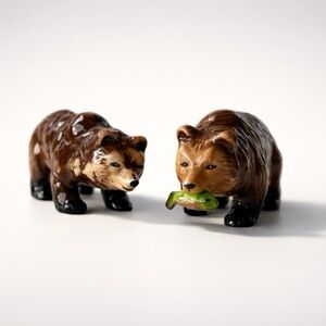 Vintage Ceramic Bear Salt & Pepper Shakers